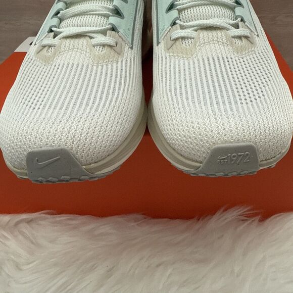 Nike Air Zoom Pegasus 40 PRM Wmns Size 11 Running athletic Shoes FN7629-030 - Picture 9 of 14